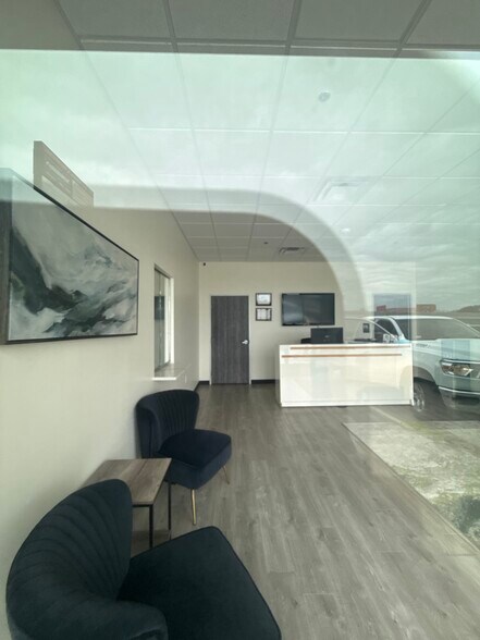 More Photos Of 201 N Interstate 35, Gainesville Storefront Retail Office For Lease