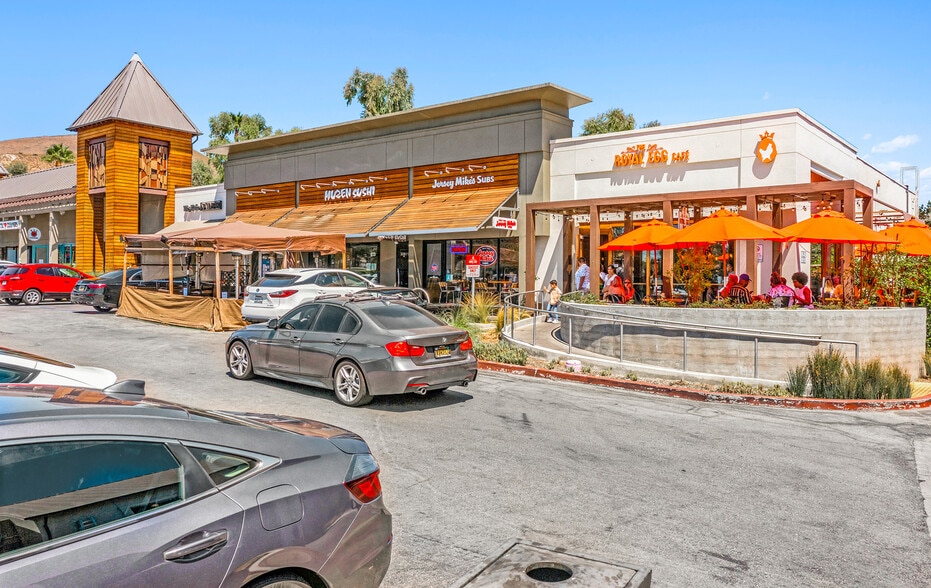 More Photos Of 30805-30895 E Thousand Oaks Blvd, Westlake Village Unknown For Lease