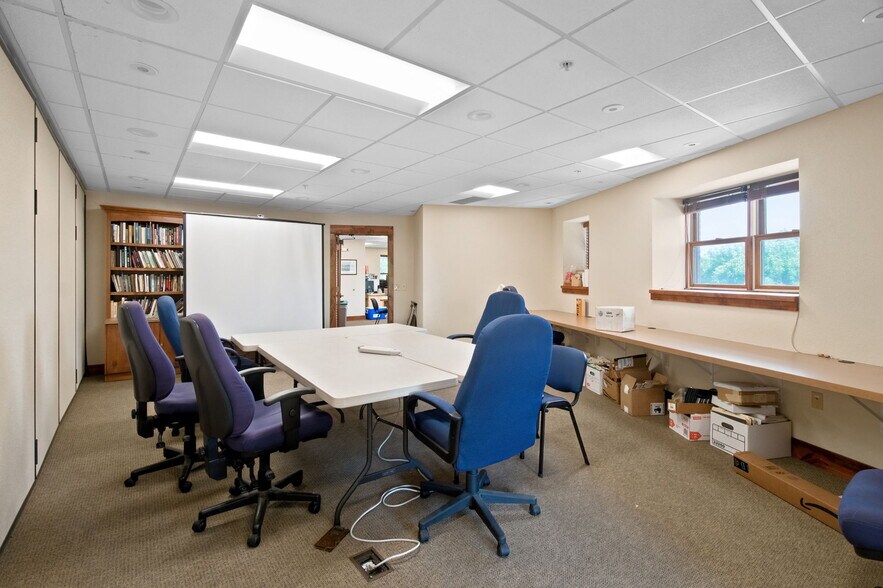 More Photos Of 230 Cherry St, Fort Collins Office For Sale