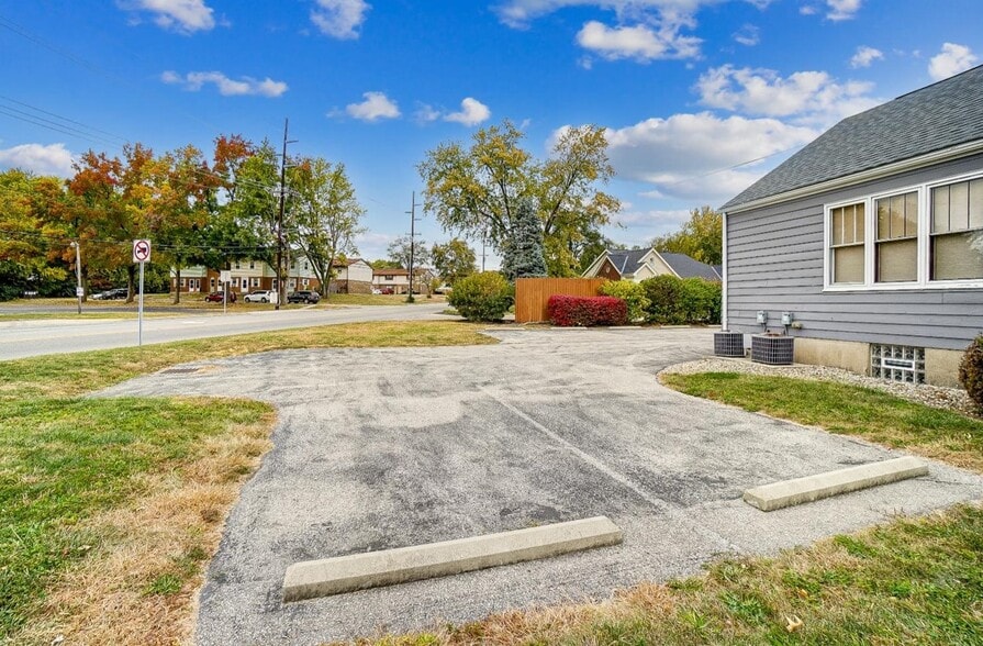 More Photos Of 5160 Winton Rd, Fairfield Freestanding For Sale