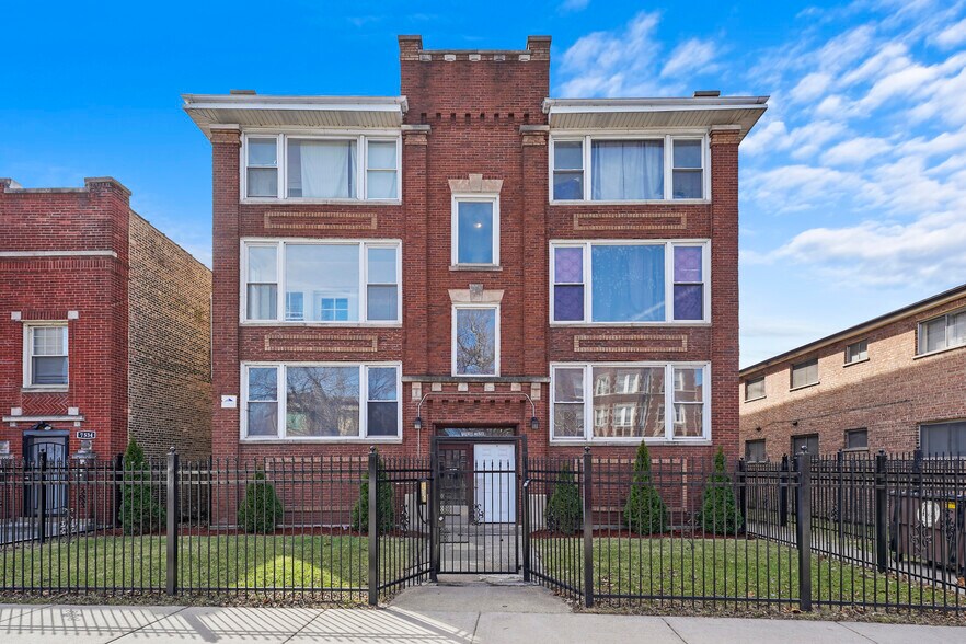 Primary Photo Of 7528 S Coles Ave, Chicago Apartments For Sale