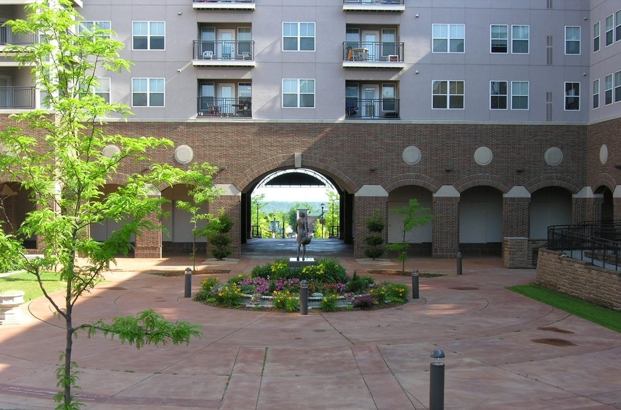 More Photos Of 12700 Nicollet Ave, Burnsville Apartments For Lease