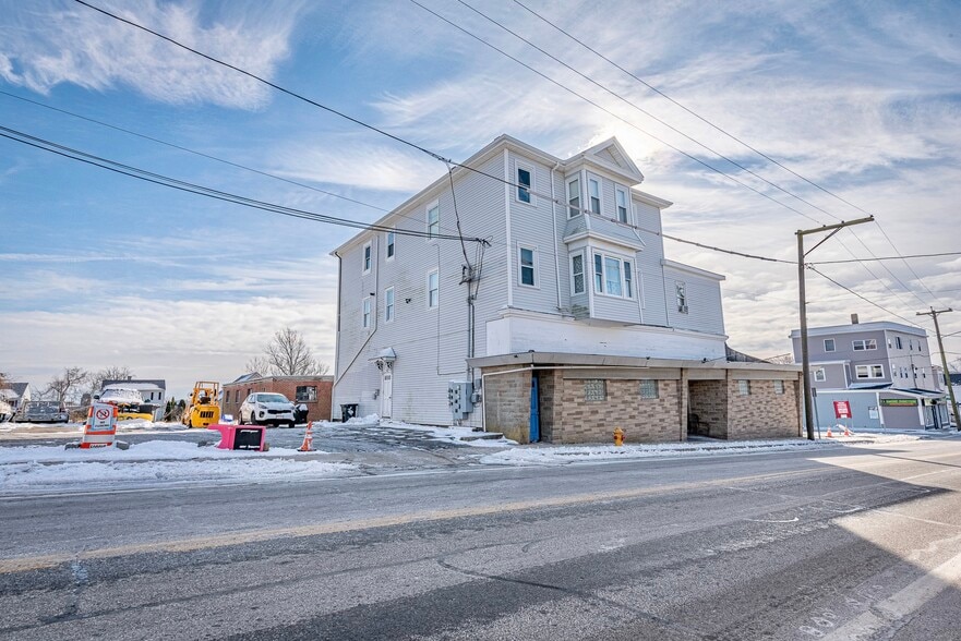More Photos Of 42-46 Main Rd, Tiverton Storefront Retail Residential For Sale