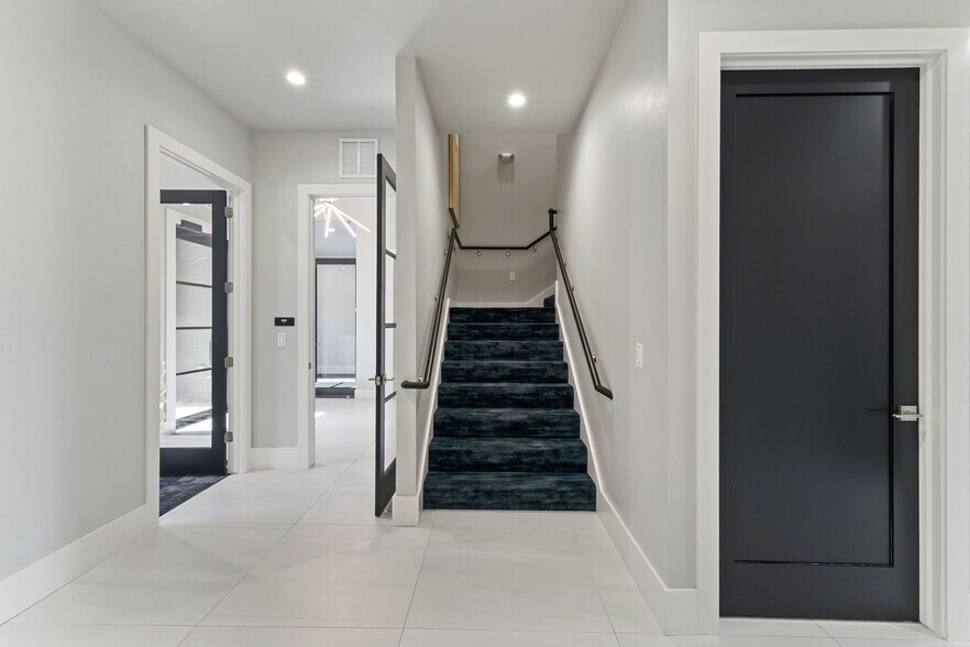 More Photos Of 16362 Muirfield Place, Edmond Medical For Sale