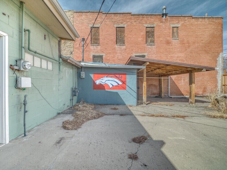 More Photos Of 618-620 Main St, Walsenburg Specialty For Sale