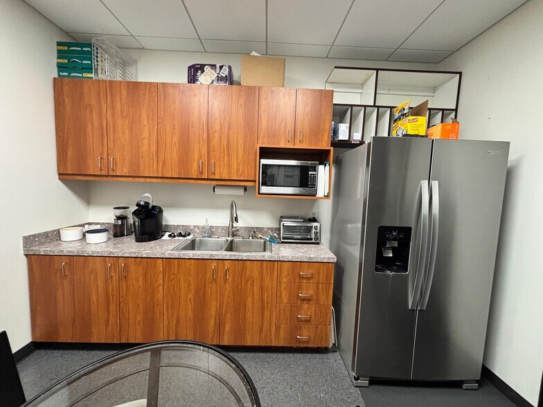 More Photos Of 5927 Balfour Ct, Carlsbad Office For Sale