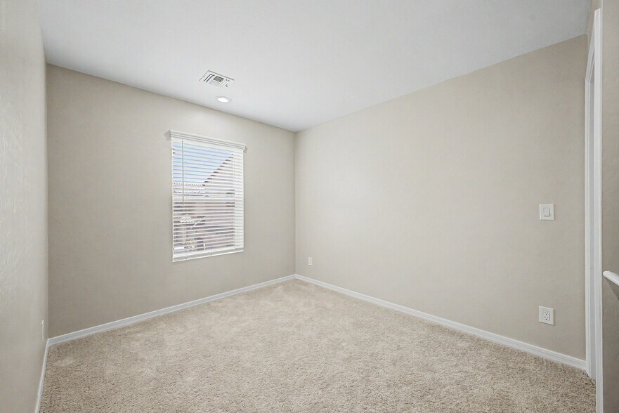 More Photos Of , Phoenix Multifamily For Sale