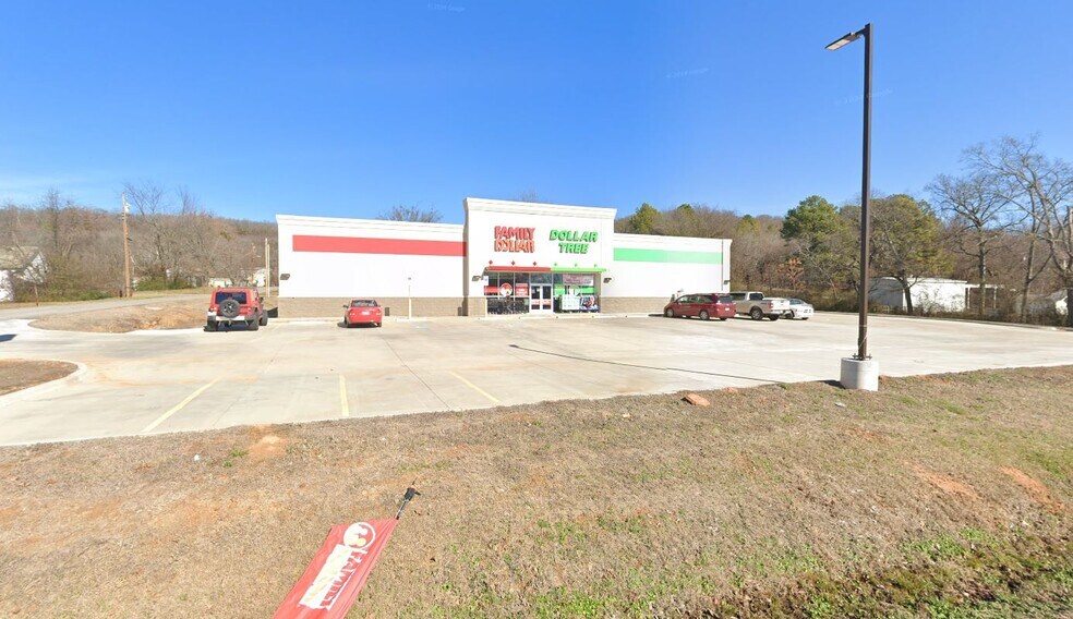 Primary Photo Of 1313 E Broadway St, Morrilton General Retail For Sale