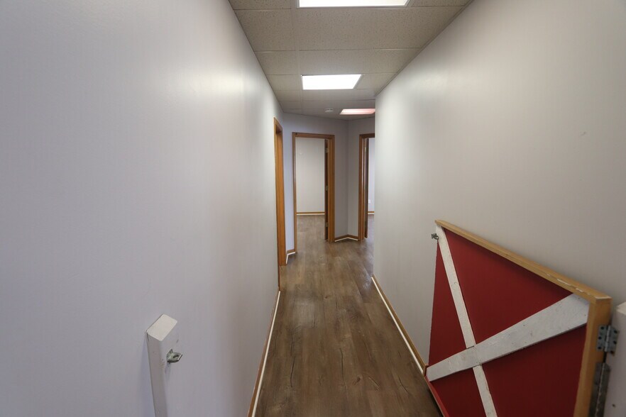 More Photos Of 3471 E Grand River Ave, Howell Office For Lease