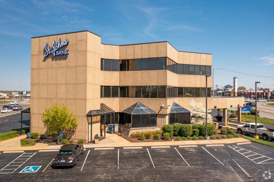 Primary Photo Of 1053 Cave Springs Rd, Saint Peters Office For Lease