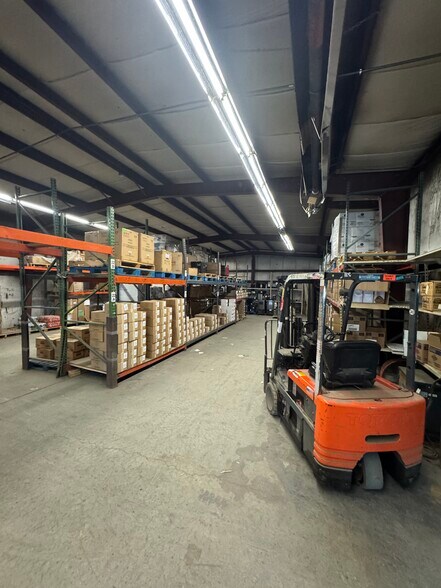 More Photos Of 1690 NY-213, Ulster Park Warehouse For Sale