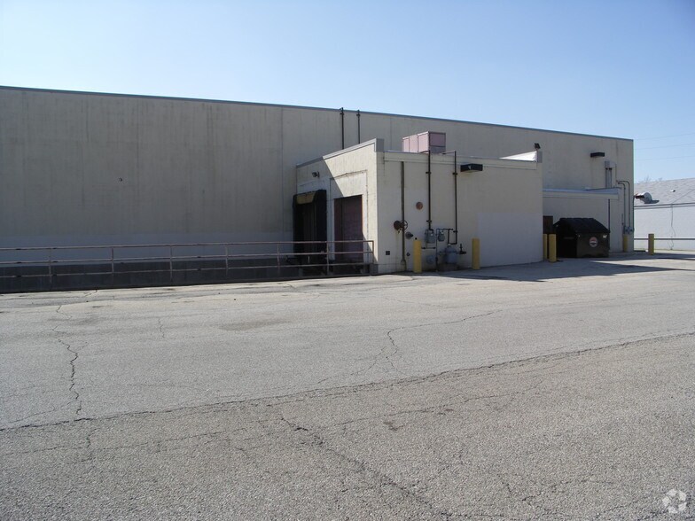More Photos Of 1502-1508 N Cunningham Ave, Urbana Storefront For Sale
