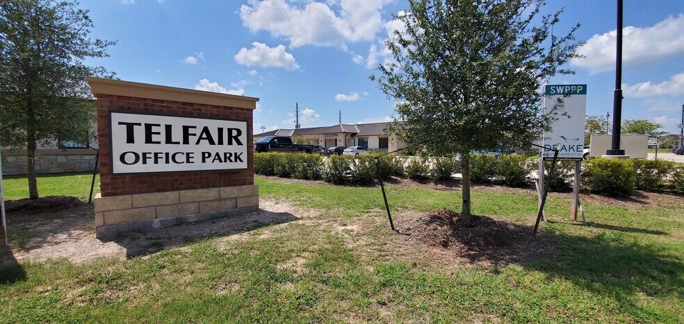 More Photos Of 800 Bonaventure Way, Sugar Land Unknown For Lease
