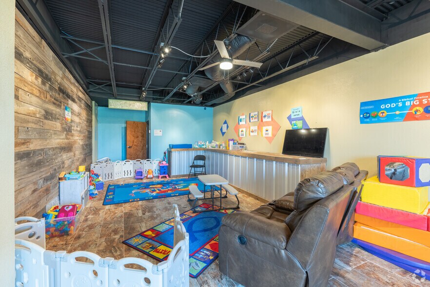 More Photos Of 2502 County Road, Rhome Religious Facility For Sale