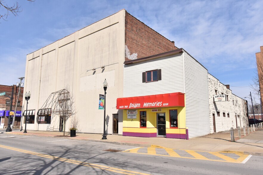 More Photos Of 86 W State St, Sharon Storefront Retail Office For Sale