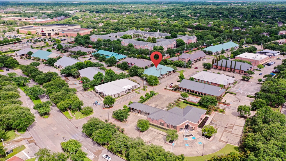 More Photos Of 3531 S Town Center Blvd, Sugar Land Medical For Lease