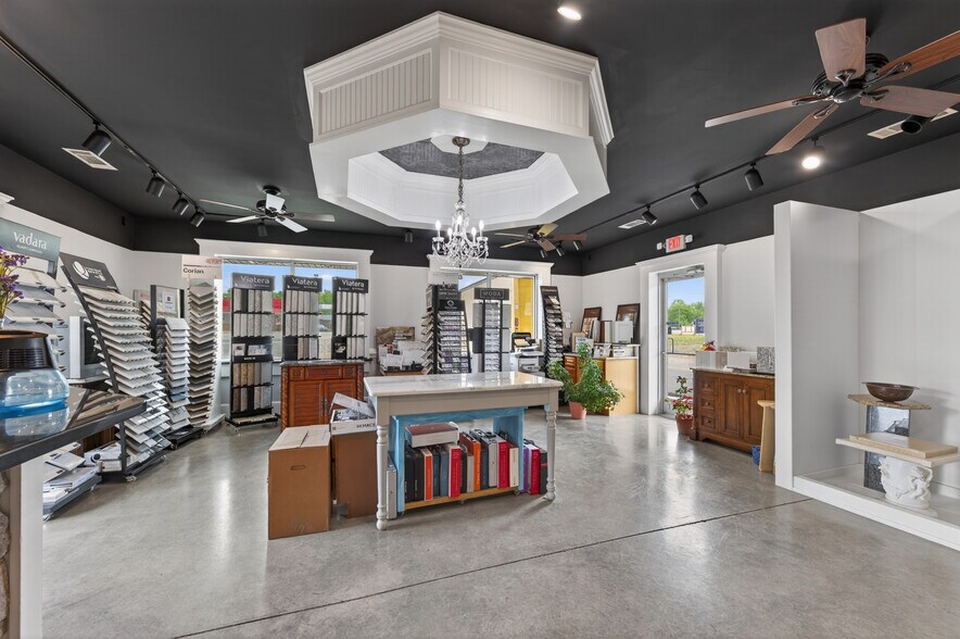 More Photos Of 5911 Joe Frank Harris Pky NW, Adairsville Flex For Sale