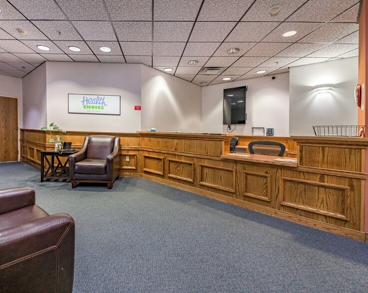 More Photos Of 1300 S Yale St, Flagstaff Medical For Sale