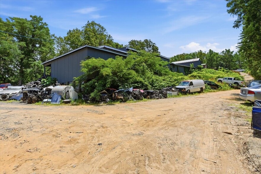 More Photos Of 6269 Caledon Rd, King George Auto Salvage Facility For Sale