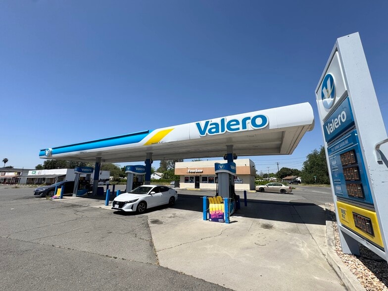 More Photos Of ,  General Retail For Sale