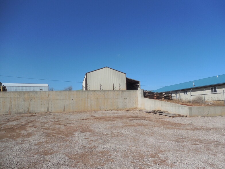 More Photos Of 7875 Black Hawk Rd, Black Hawk Flex For Sale