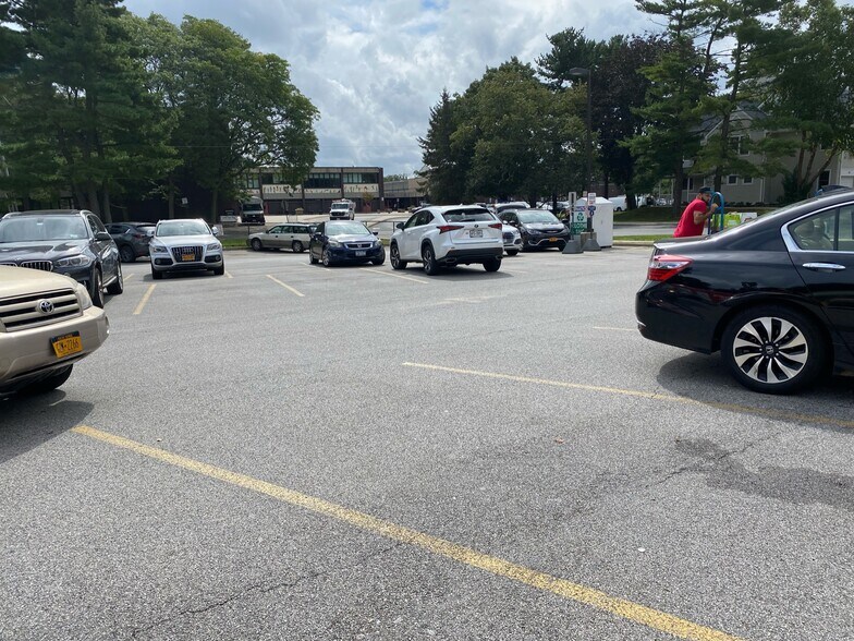 More Photos Of 1333 Boston Post Rd, Larchmont Freestanding For Lease