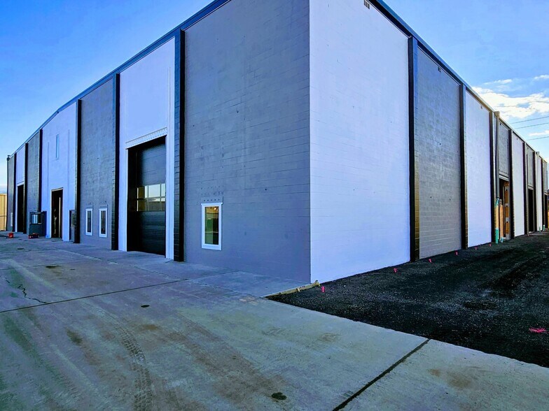 More Photos Of 1012 Walla Walla Ave, Wenatchee Warehouse For Lease