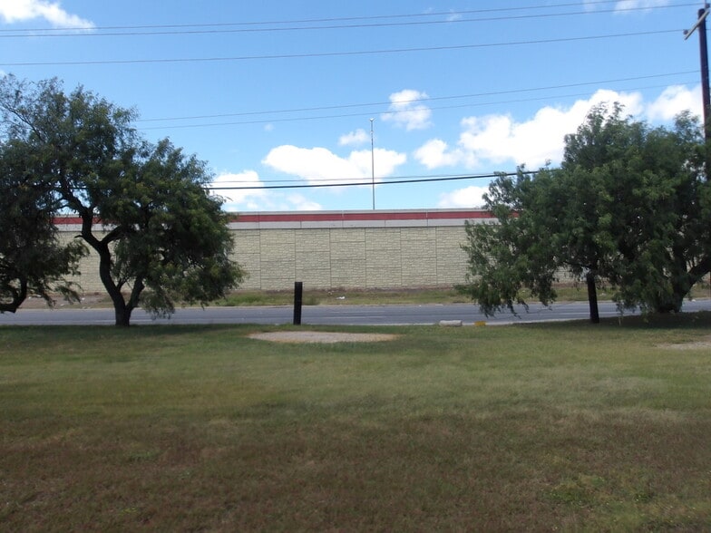 Primary Photo Of 3825 S Expressway 83, Harlingen Land For Sale