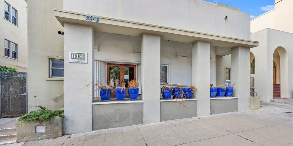 More Photos Of 2442 2nd Ave, San Diego Loft Creative Space For Sale