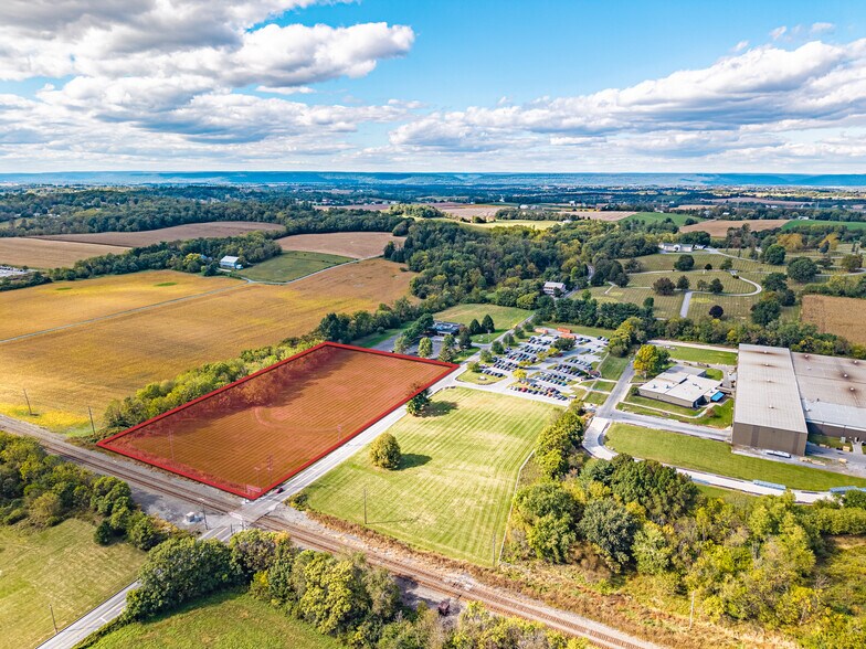 More Photos Of 475 N Weaber St, Annville Land For Sale