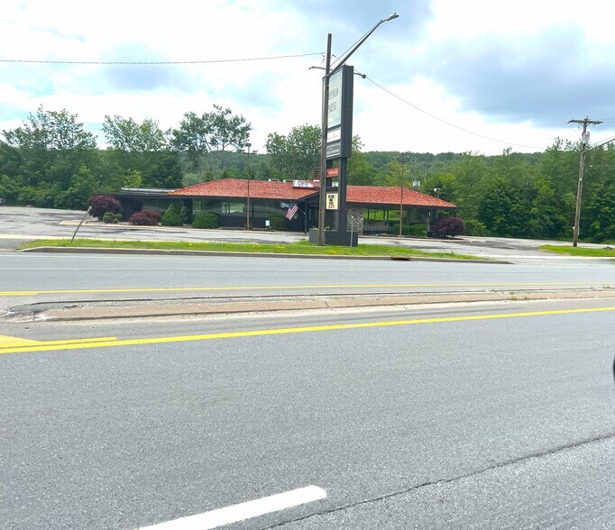 More Photos Of 2071 NY-52, Liberty Fast Food For Sale