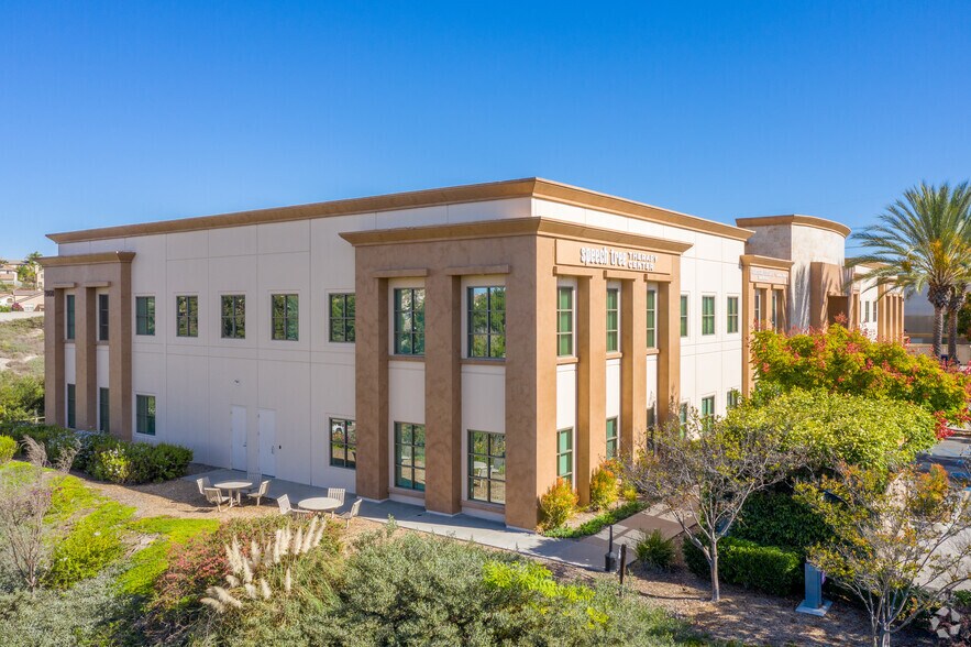 More Photos Of 2060 Otay Lakes Rd, Chula Vista Medical For Lease