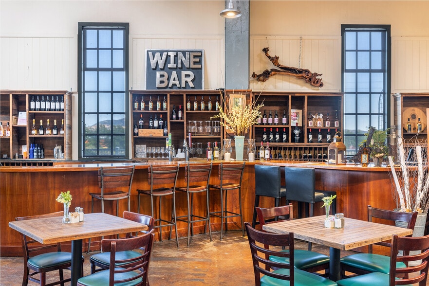 More Photos Of 540 Main St, Napa Restaurant For Lease