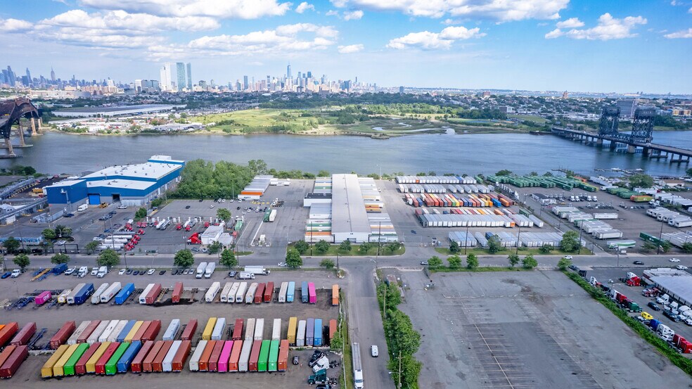 More Photos Of 36 N Hackensack Ave, Kearny Truck Terminal For Lease