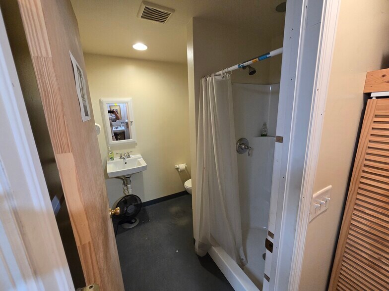 More Photos Of 6202 Eugene St, Tampa Land For Lease