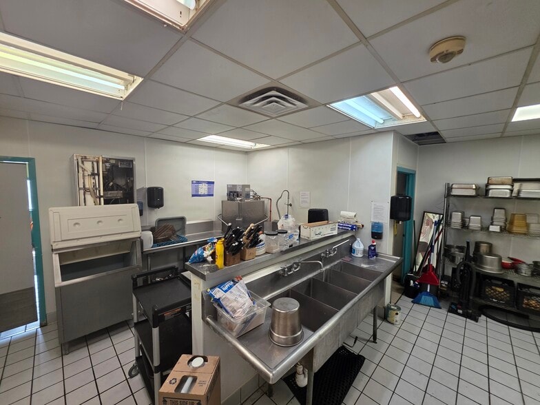 More Photos Of 51 W Water St, Markesan Restaurant For Sale