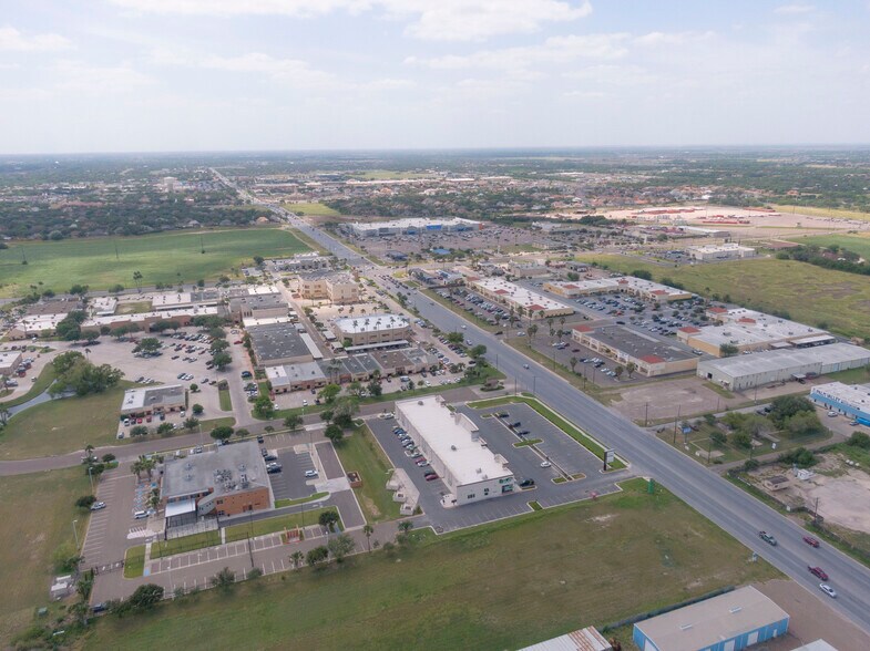 More Photos Of 2500 W Trenton Rd, Edinburg Storefront For Lease