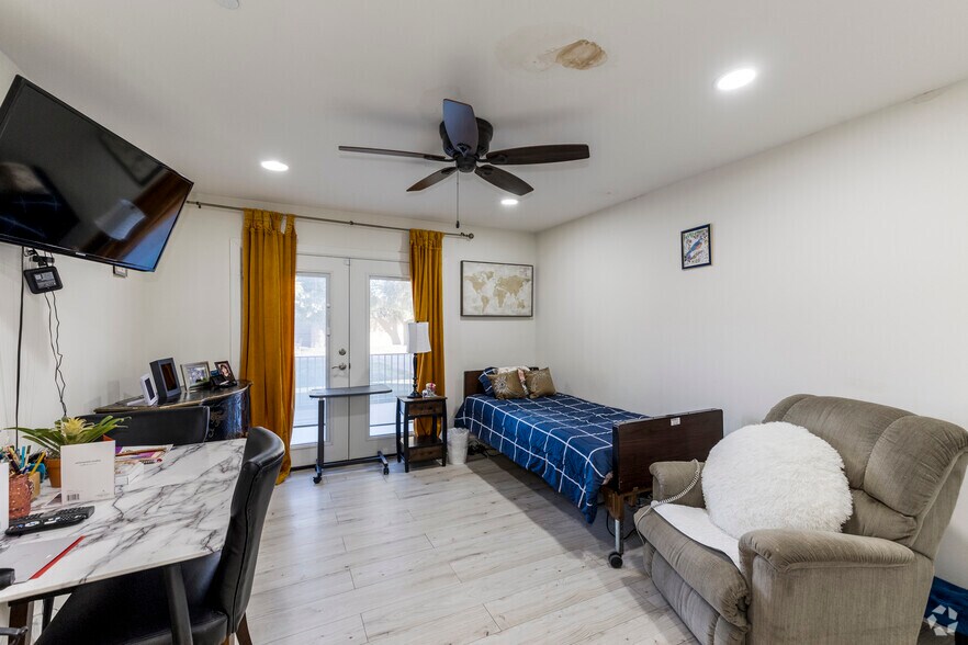 More Photos Of 6710 E Fanfol Dr, Paradise Valley Assisted Living For Sale