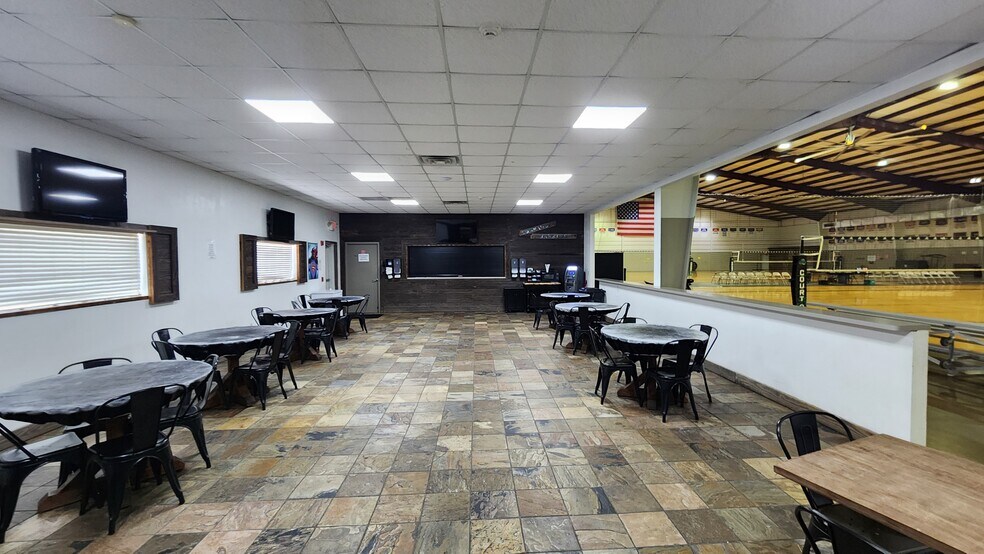 More Photos Of 8835 Wheat Cross Dr, Houston Freestanding For Lease