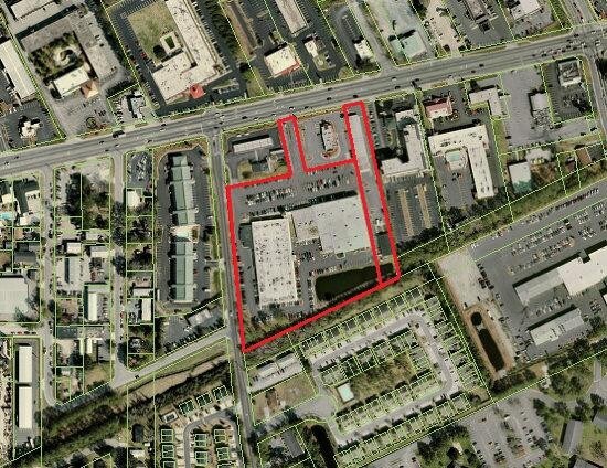 More Photos Of 5000 Market St, Wilmington Schools For Lease