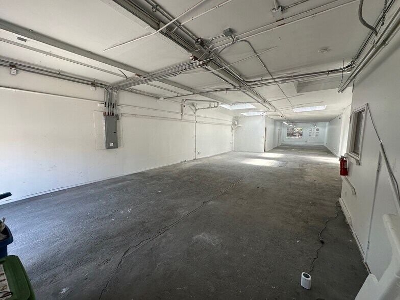 More Photos Of 1356 Harrison St, San Francisco Warehouse For Lease