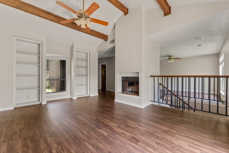 More Photos Of 2800 Stewart Dr, Waco Apartments For Sale
