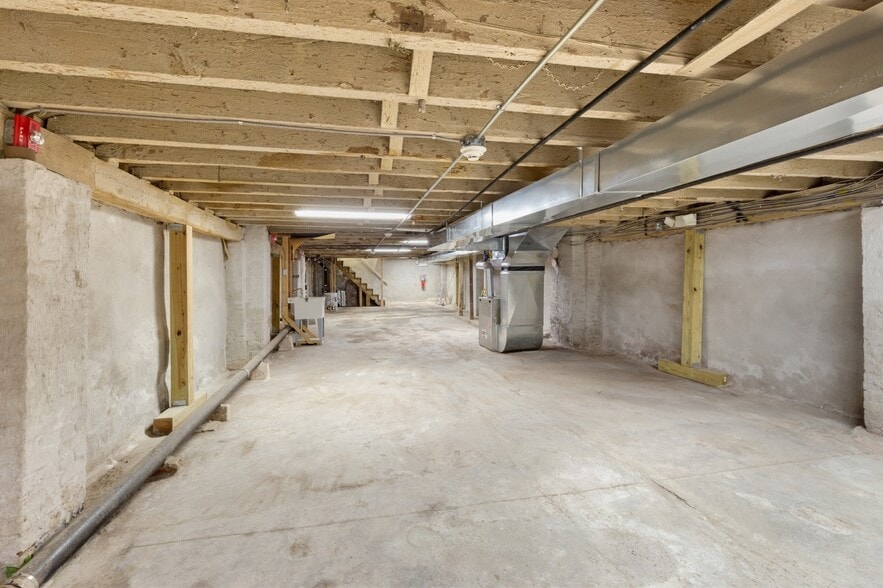 More Photos Of 4014 Market St, Philadelphia Storefront Retail Residential For Sale