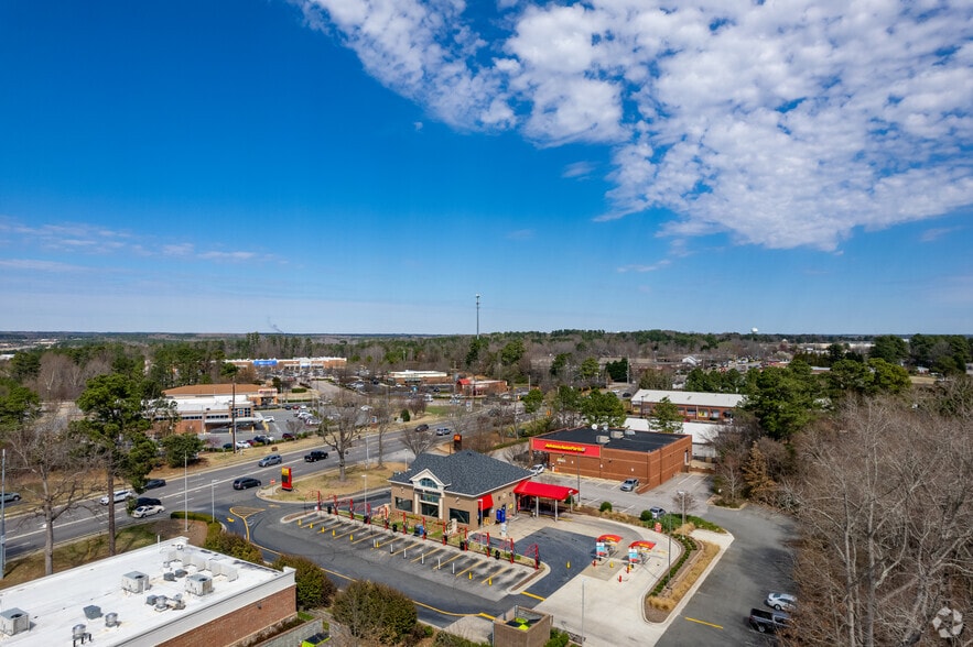 More Photos Of 2121 S Main St, Wake Forest Carwash For Sale