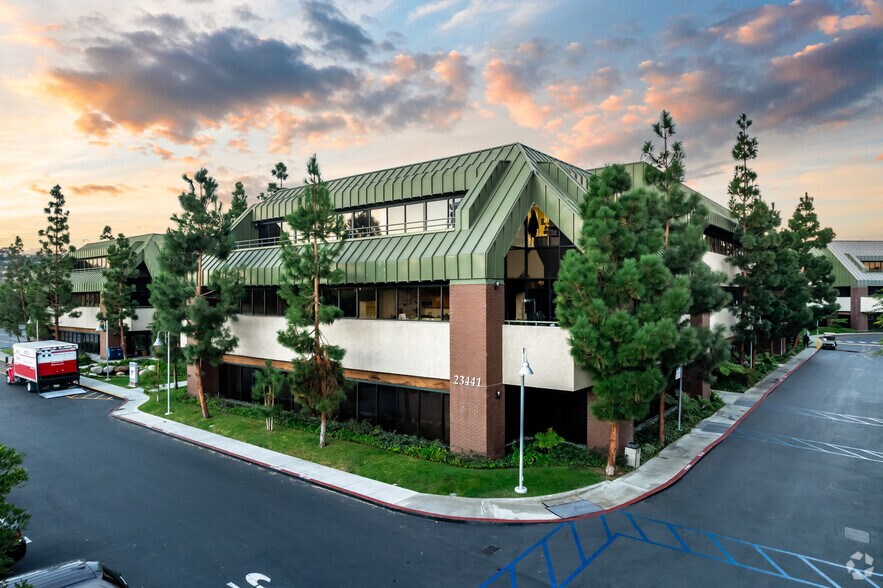 More Photos Of 23441 Madison St, Torrance Medical For Lease