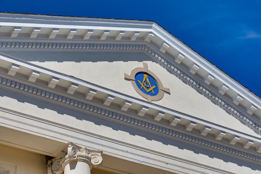 More Photos Of 520 N 25th St, Richmond Lodge Meeting Hall For Sale