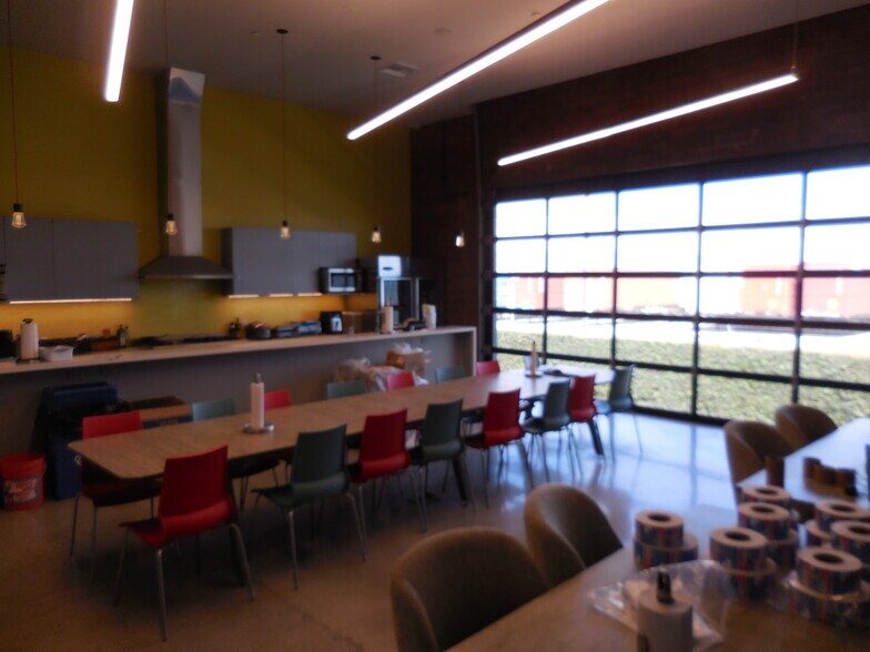 More Photos Of 1206-1210 W Jon St, Torrance Warehouse For Lease