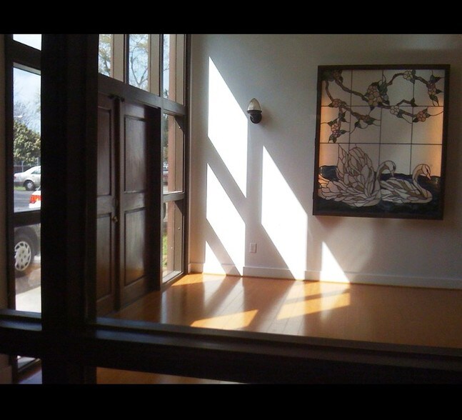 More Photos Of 7800 Amelia Rd, Houston Loft Creative Space For Lease