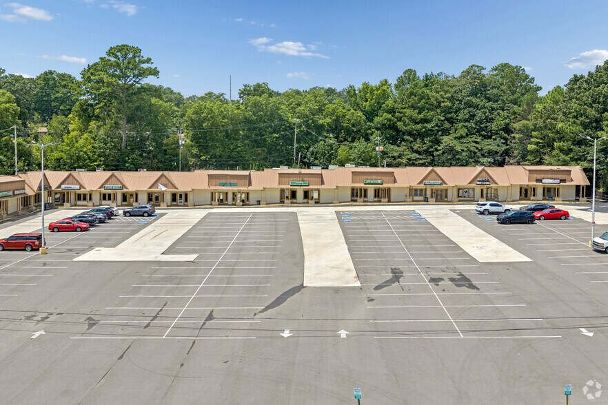 More Photos Of 1200-1248 Center Point Pky, Birmingham Storefront For Sale