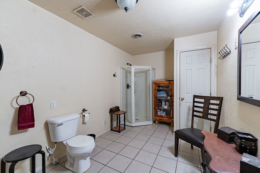 More Photos Of 65 N 200 E, Roosevelt Restaurant For Sale